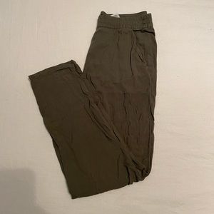 Olive green H&M size 2 stretchy pants